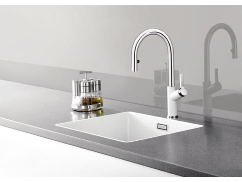 Dřezová baterie Blanco CARENA-S Vario šedá skála/chrom