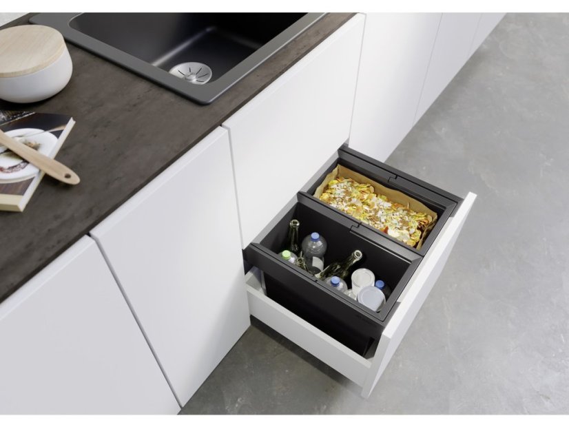 Odpadkový koš Blanco Flexon II LOW 50/2 realizace