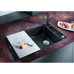Granitový drez Blanco AXIA III XL 6 S Tartufo, so sklenenou krájacou doskou.