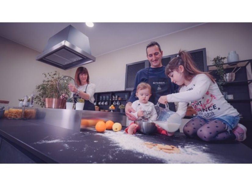 61608-8_ostruvkova-digestor-faber-thea-isola-ev8-dg-matt-f80-bez-ramu