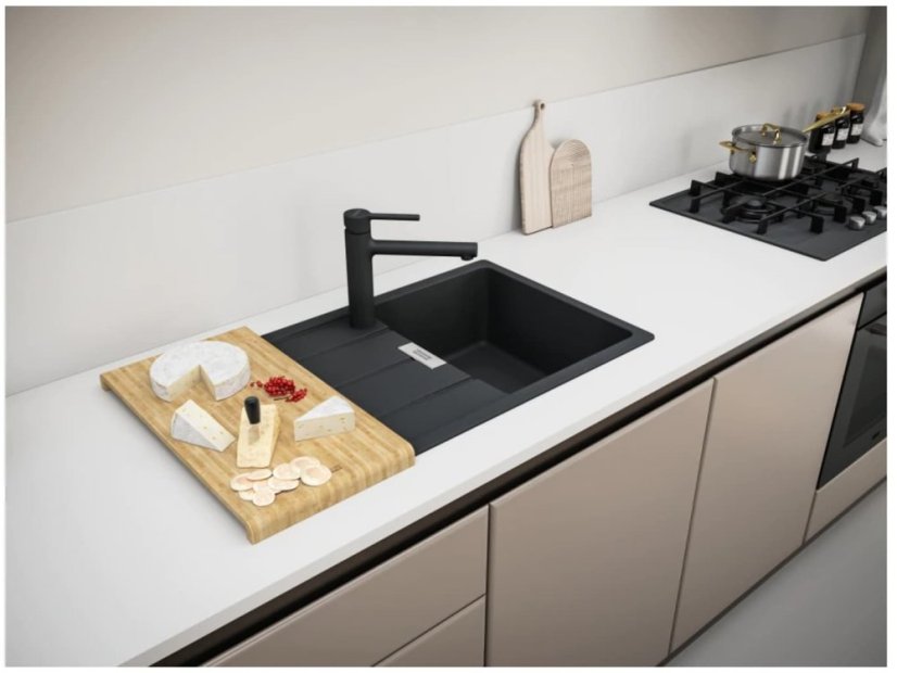 Drezová batéria Franke FP 0095.901 Centro Matná čierna